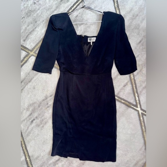 NEW | Lita By Ciara Revolve Sculptural V Neck Mini Viscose Crepe Dress Black S​ - Picture 3 of 4